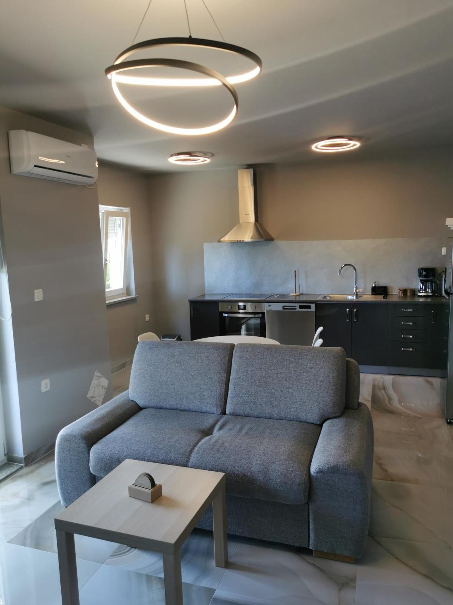 Apartment Luki Povile Eksteriør bilde